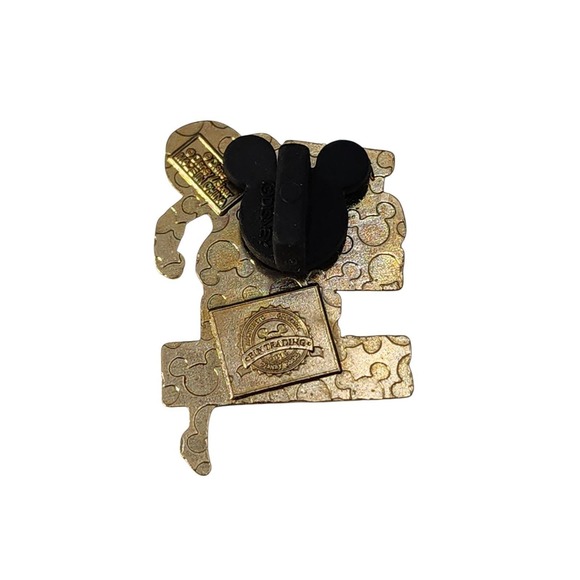 2018‎ Disney Pin Pixar The Incredibles "You Can Call Me Mrs. Incredible" - Picture 3 of 4